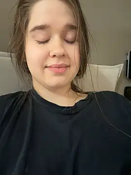 HornyGirlH