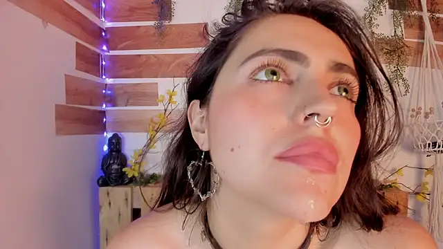 llanna_ webcam