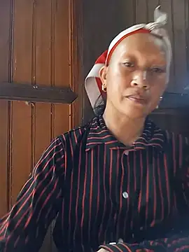 Linda-04 webcam