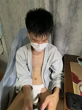 zhang_yiovo (M young) - 开票射