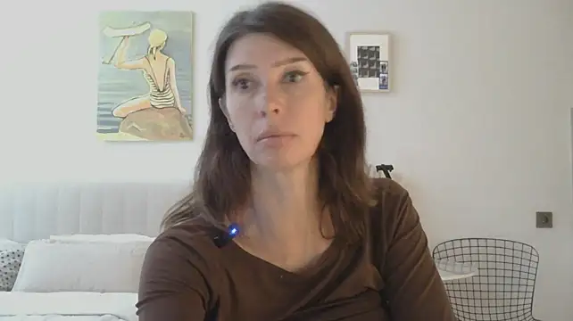 WhiteQueen888 live cam on StripChat