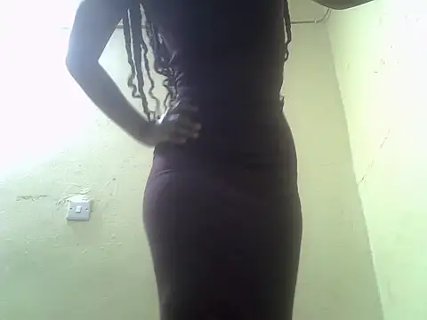 ebony_petite9