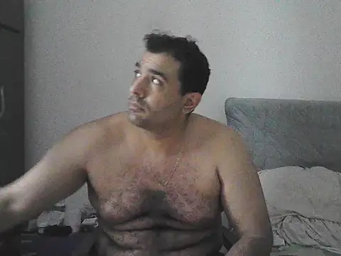 alphalatinobearx webcam