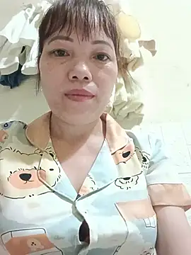 Sana-vn live cam on StripChat