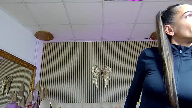 PlayfulShow webcam