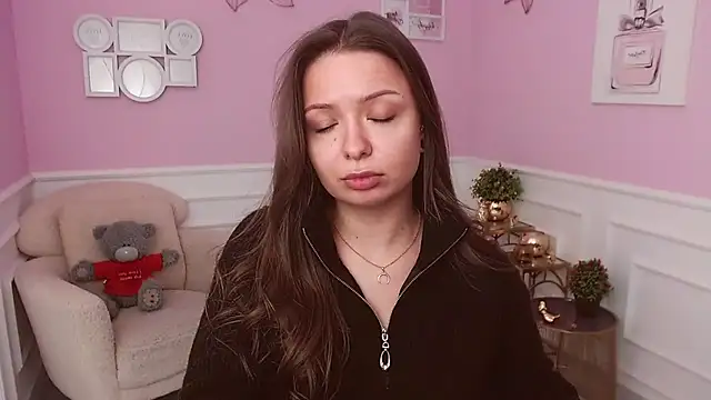 LucySkilar webcam