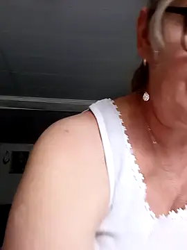 irinamaux webcam