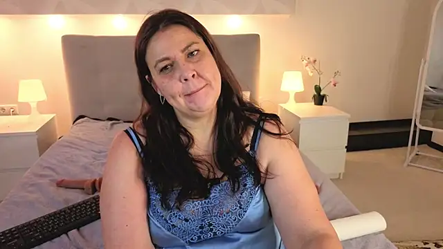 Adel_Williams webcam