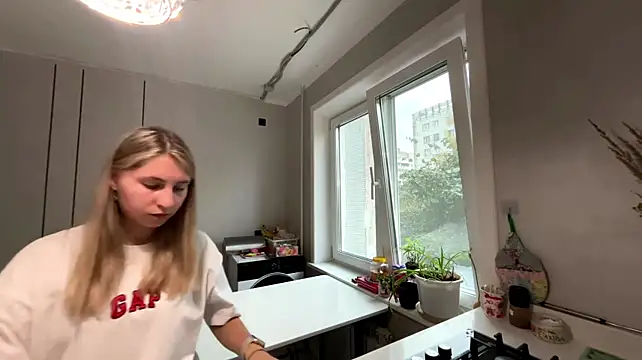 VelvetPinnick webcam