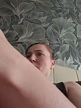 MilaMature webcam