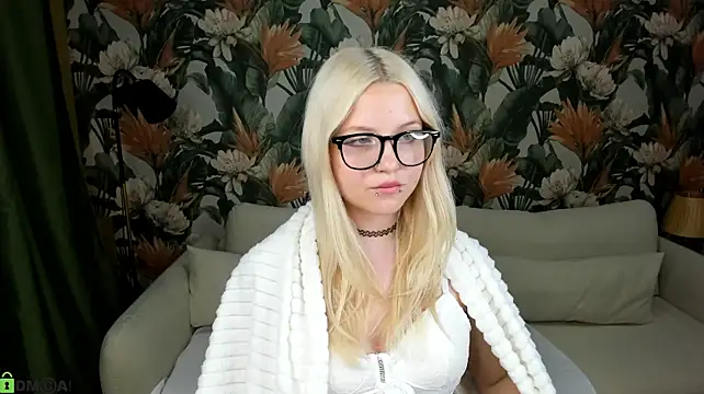 Velvet-Lun webcam