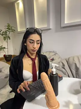 Lucyjoi webcam