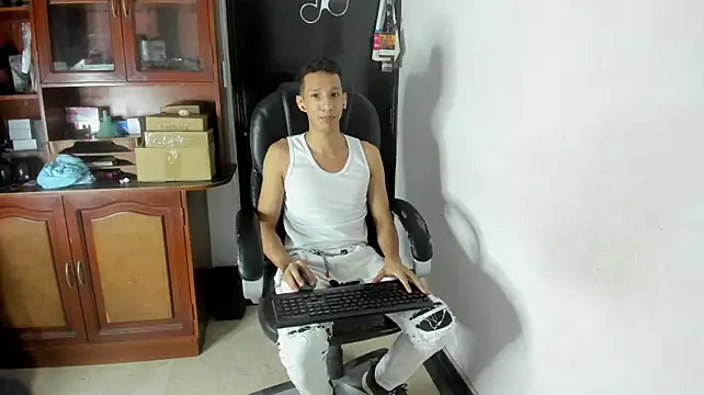 AlphaMarco webcam