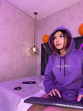 danielahall webcam