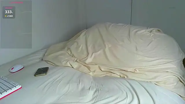 AlexNovakk live sex cam