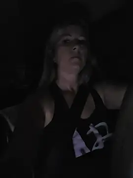 NikkiBlisss webcam