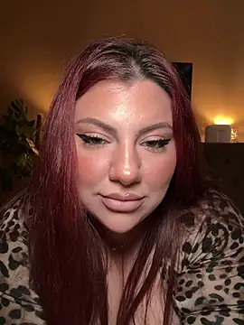 CurvyKimmy1