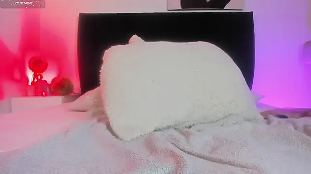 dolly_zoe webcam