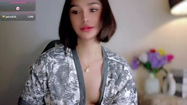 Anna_HollyDoll
