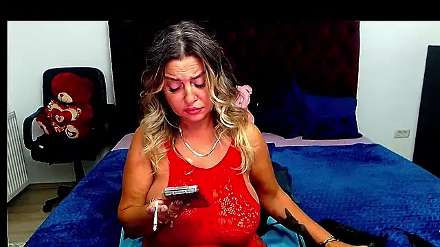 xplayfullblondexx webcam