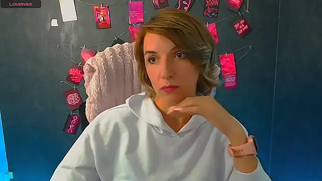 Lana_Foxyy