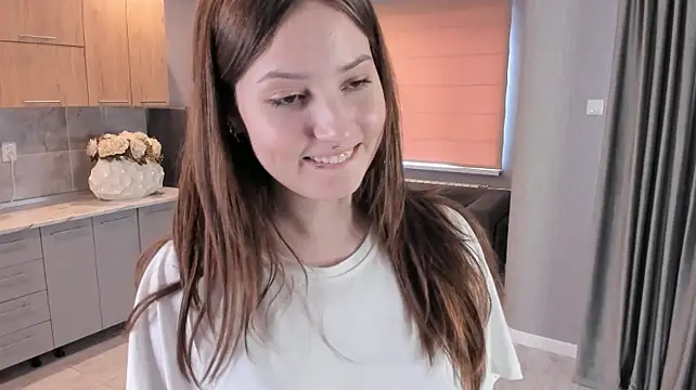 LorileeTruden webcam