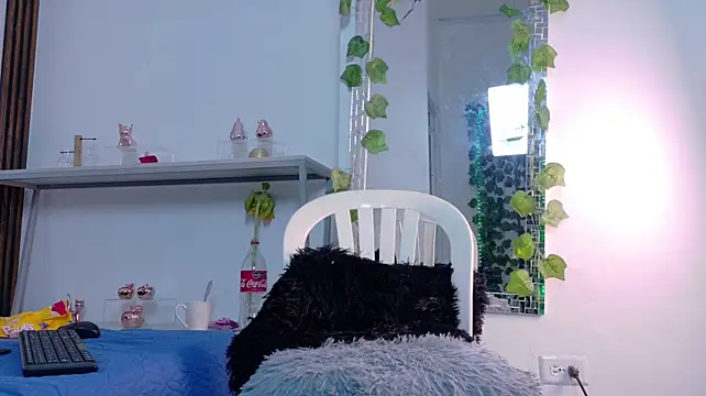Andrew16__Re live sex cam