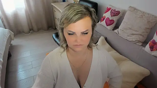 MildMature webcam