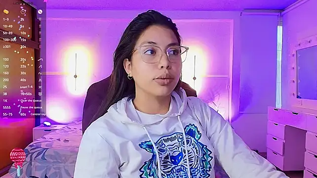 kloe28 webcam