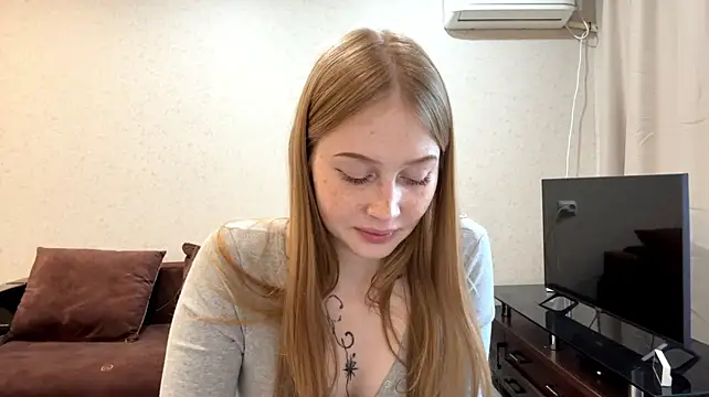 RavenShuker webcam