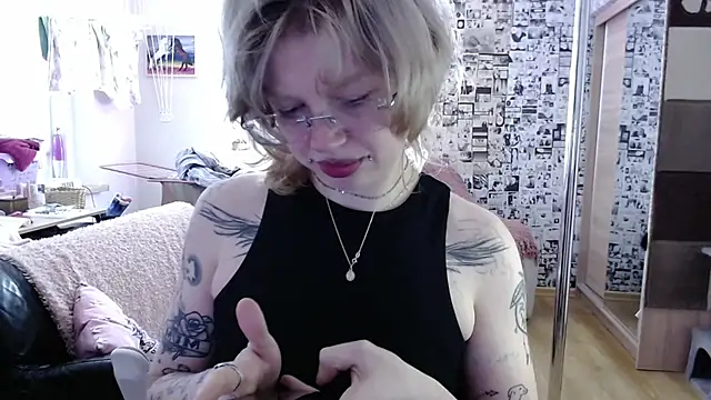 LolaFlirt webcam