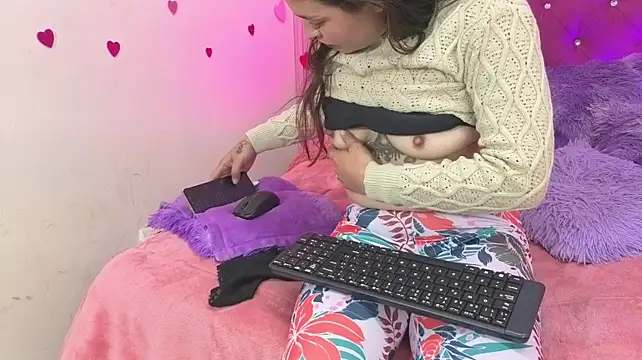 Luna_Cute55 webcam