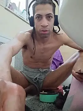 bigdickbulge28 webcam