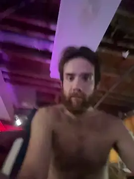 WhiteBoyyAhFreak913 webcam