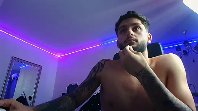 TroyWadee webcam