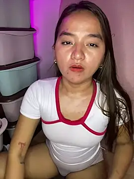 Urgurlfushia webcam