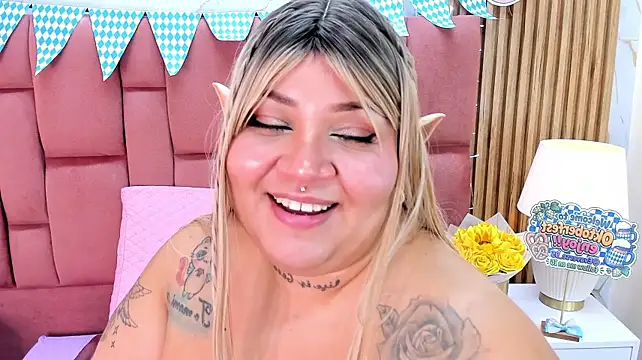 Evaverse_95 webcam