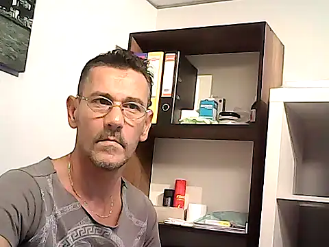 mastercharisma35 webcam