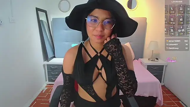 Mitsuri_Smith webcam