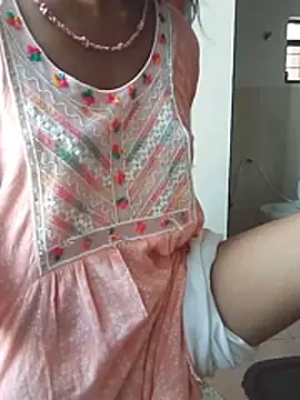 Kirti_rao22 live sex cam