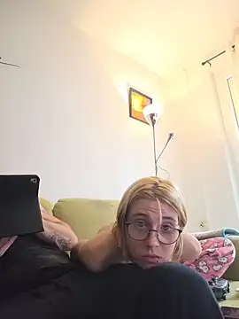 badbitch_german_badass (G young) - Boobs out 5 minuten