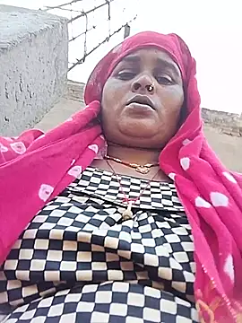 Hotsushila45