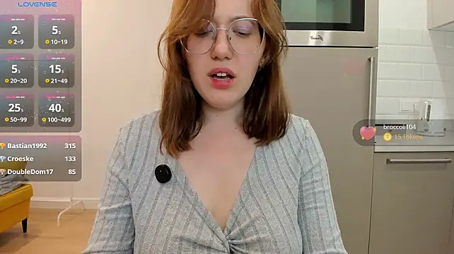 Charmy_Gracy webcam