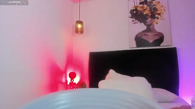 dolly_zoe webcam