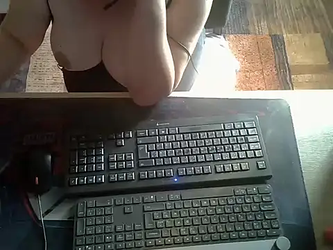 Silvia2277 webcam