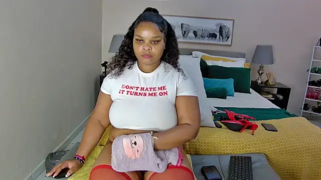 NaughtyKelly28 webcam