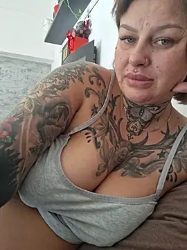 CandyCurvess webcam