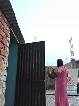 Aanushka webcam