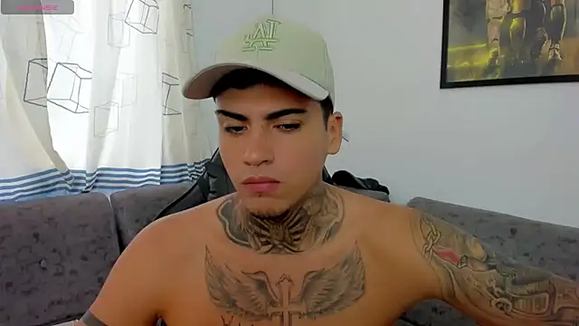 sweetlatinoboy webcam