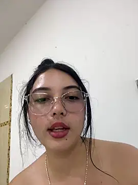 Valeria_allurin webcam